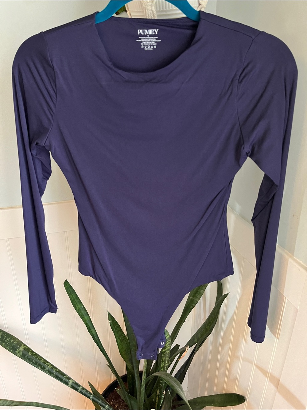 Pumiev Long-Sleeve Scoop-Neck Bodysuit in Deep Purple